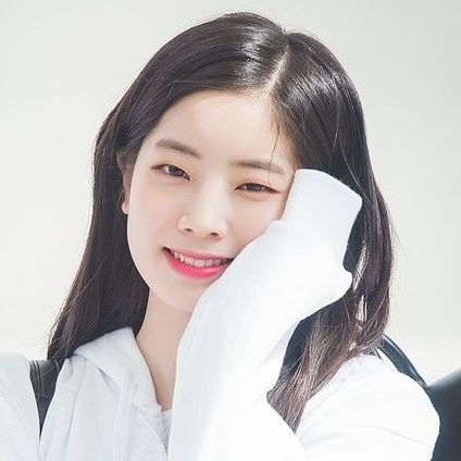 dahyunnnn.jpg