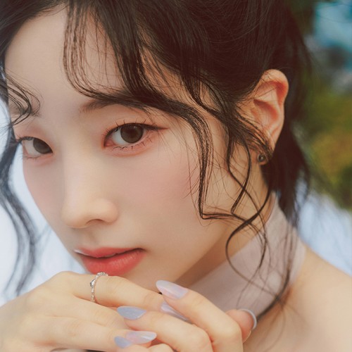 twice-dahyun-profile-1.jpg